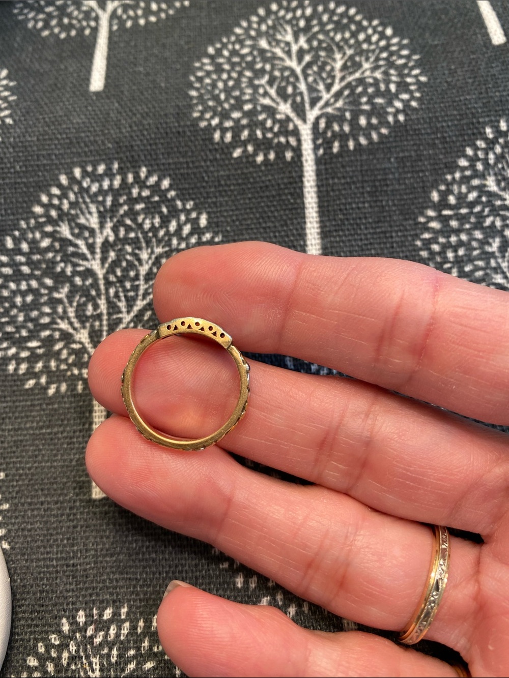 FINAL PRICE DROP‼️Floral Tri-Color Gold Ring - Picture 13 of 16